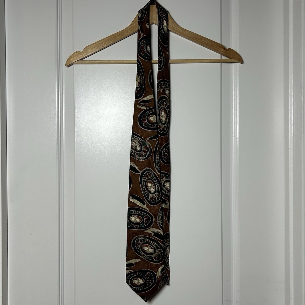 Christian Dior Monsieur Vintage 70s All Silk Italian Woven Brown Medallion Tie‎